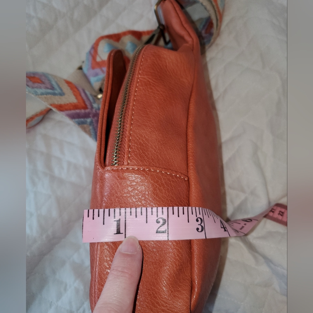 Urban Originals sling bag - Picture 6 of 15